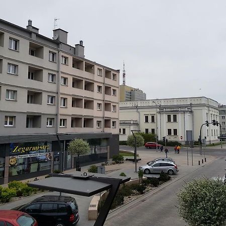 Appartamento Apartament "Cleopatra 5" Przy Rynku Z Parkingiem, Faktury Vat Kielce Esterno foto