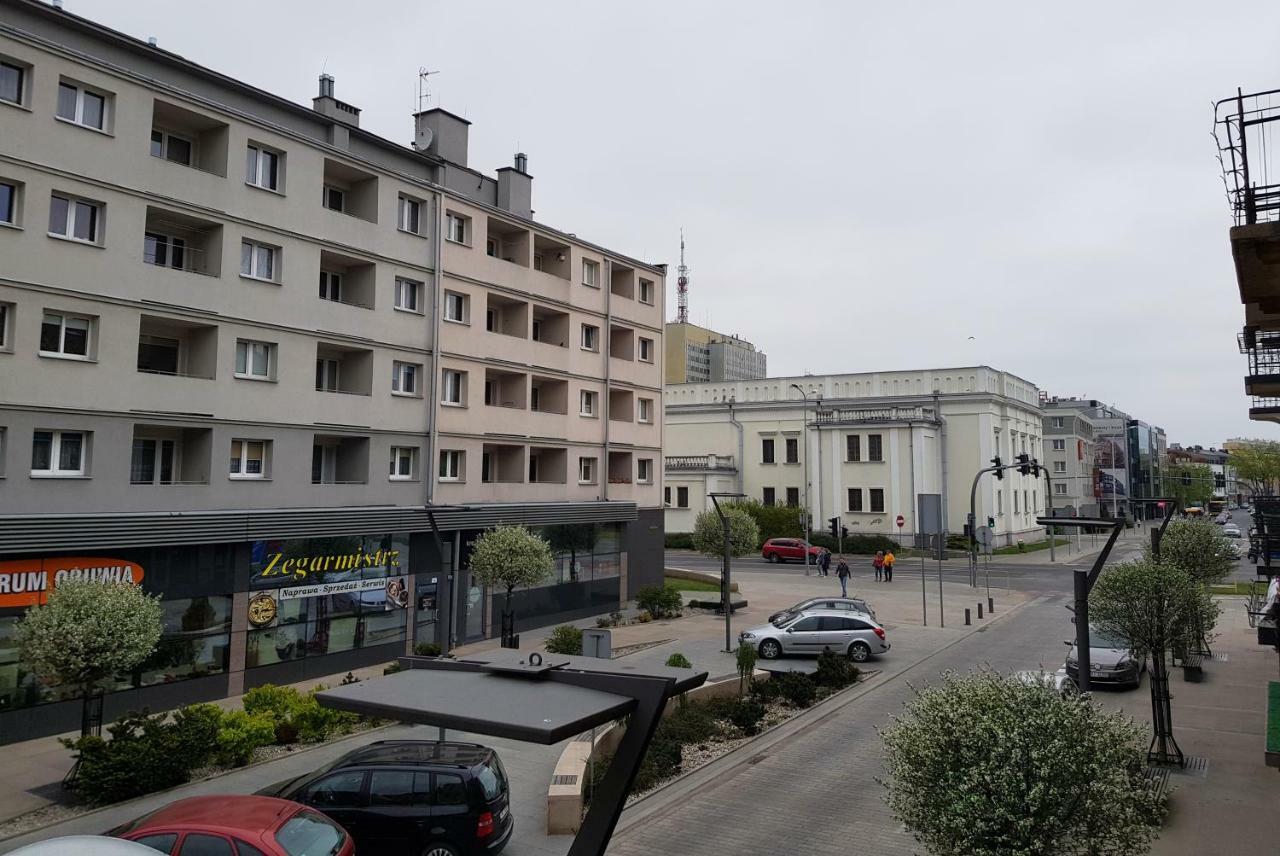 Appartamento Apartament "Cleopatra 5" Przy Rynku Z Parkingiem, Faktury Vat Kielce Esterno foto