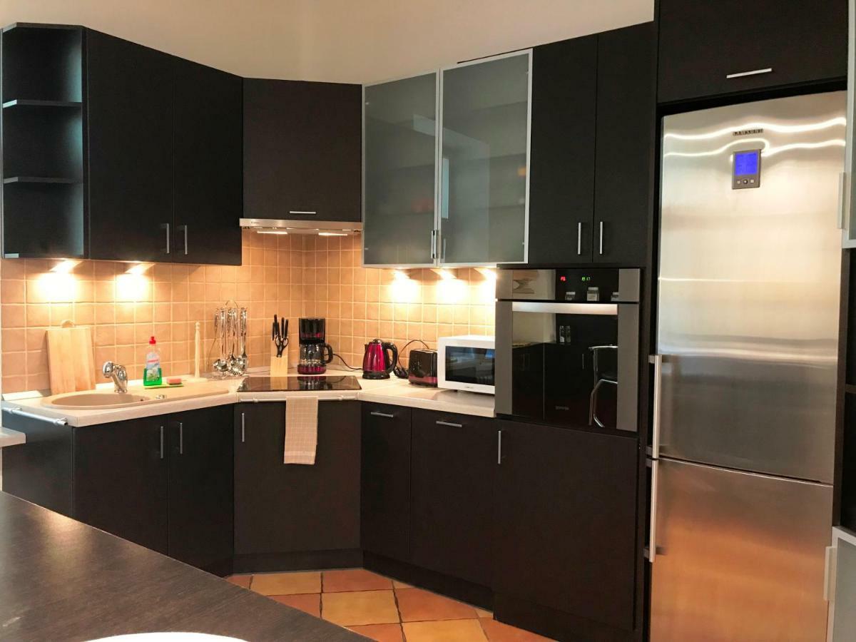 Appartamento Apartament "Cleopatra 5" Przy Rynku Z Parkingiem, Faktury Vat Kielce Esterno foto